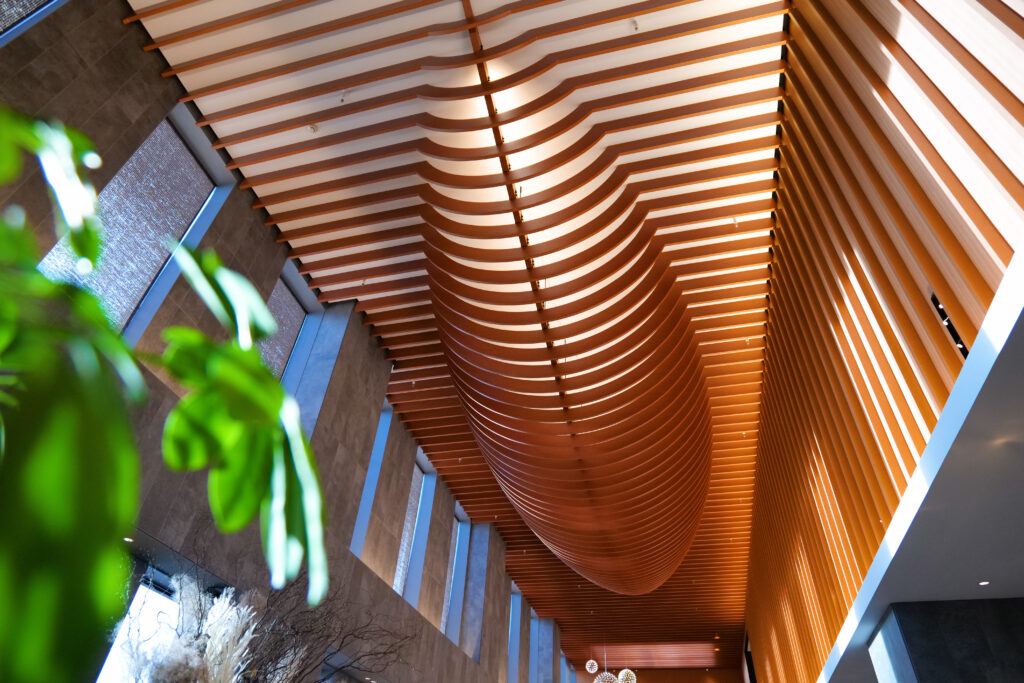 HOTEL & SPA センチュリーマリーナ函館 1階 ロビー 天井
