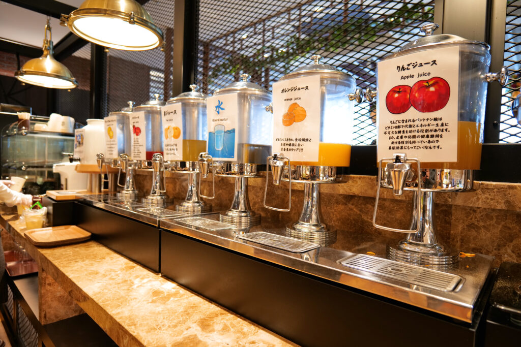 HOTEL & SPA センチュリーマリーナ函館 朝食(ブレックファスト) ユーヨーテラスハコダテ メニュー ドリンク コールドディスペンサー
