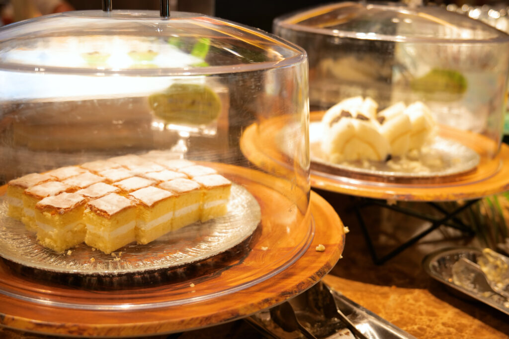 HOTEL & SPA センチュリーマリーナ函館 朝食(ブレックファスト) ユーヨーテラスハコダテ メニュー フルーツ スイーツ ケーキ 02