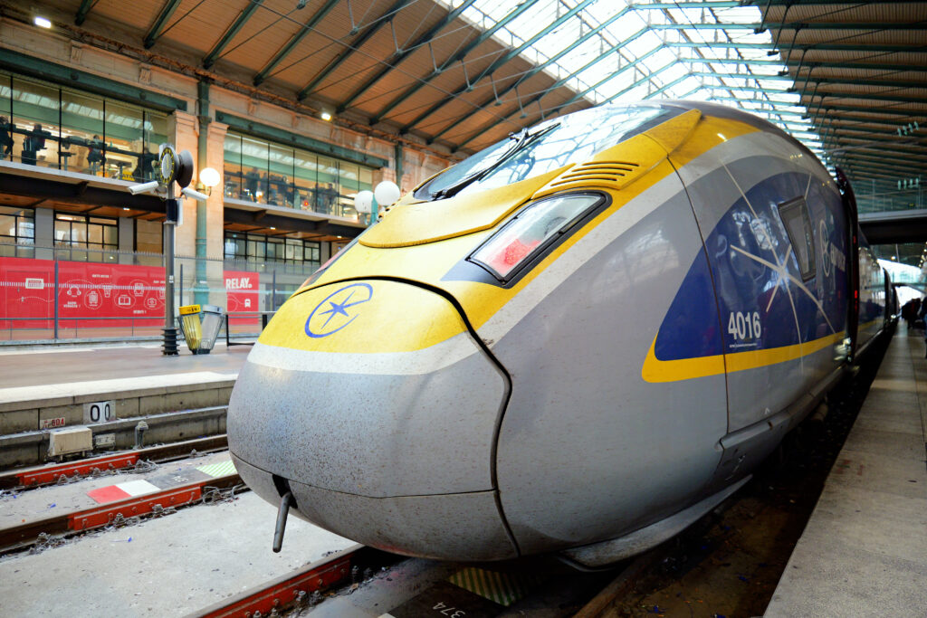 ユーロスター ロンドン セントパンクラス駅発パリ・ガール・デュ・ノール（パリ北）駅 ヘッドマーク