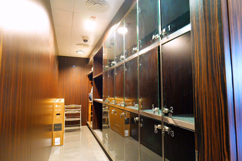 JALファーストクラスラウンジ フランクフルト国際空港 第2ターミナル（国際線） クローク（ロッカールーム）