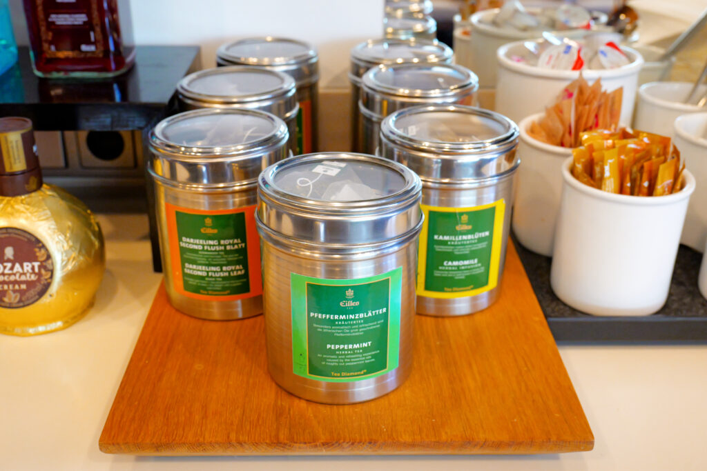 JALファーストクラスラウンジ フランクフルト国際空港 第2ターミナル（国際線）アイレス・ティー 夕方