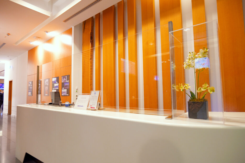 JALファーストクラスラウンジ フランクフルト国際空港 第2ターミナル（国際線） エントランス レセプションカウンター