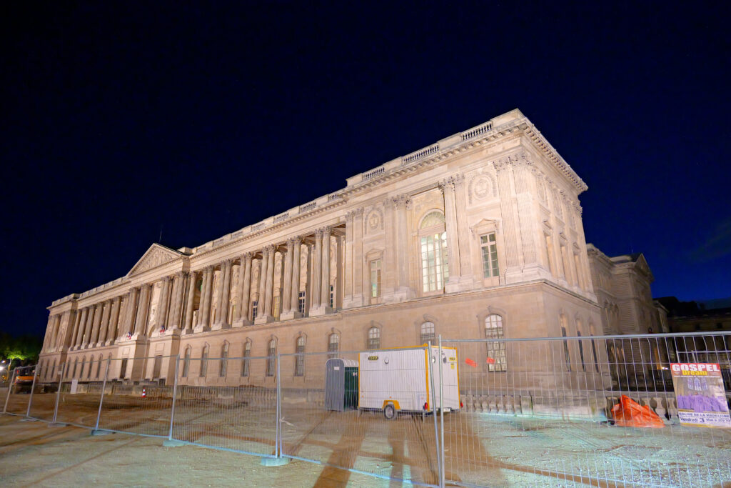 ルーヴル美術館（Musée du Louvre）東ファサード（外観）